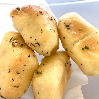 Mangiamo By 604 - Garlic Knots - Italian Near Me - Honolulu, Hawaii Mangiamo By 604 - Garlic Knots - Italian Near Me - Honolulu, Hawaii