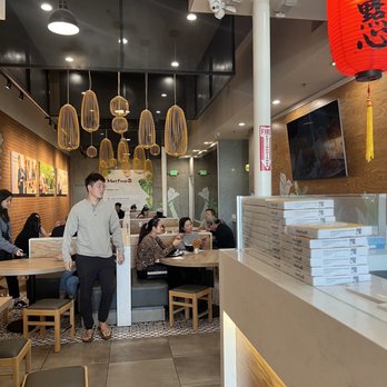 Meet Fresh - interior - Bubble Tea Near Me - Westminster, California