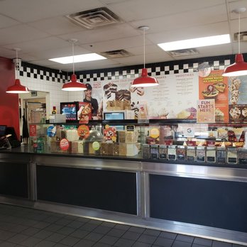 Cold Stone Creamery - Ice Cream & Frozen Yogurt Near Me - Goodyear, Arizona Cold Stone Creamery - Ice Cream & Frozen Yogurt Near Me - Goodyear, Arizona