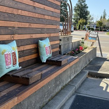 New Brew Cafe - Outdoor seating - Coffee & Tea Near Me - Rocklin, California New Brew Cafe - Outdoor seating - Coffee & Tea Near Me - Rocklin, California