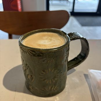 Happy Brew Coffee Shop - Coconut White Chocolate Latte - Coffee & Tea Near Me - Jacksonville, Florida
