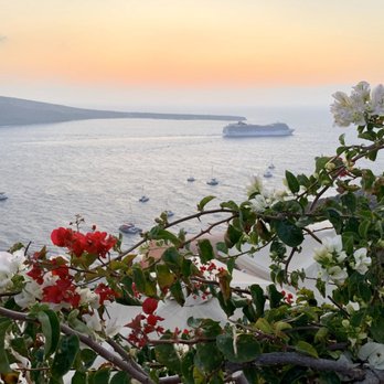 Good Karma Vacations - Santorini is breathtaking. - Travel Agents Near Me Good Karma Vacations - Santorini is breathtaking. - Travel Agents Near Me