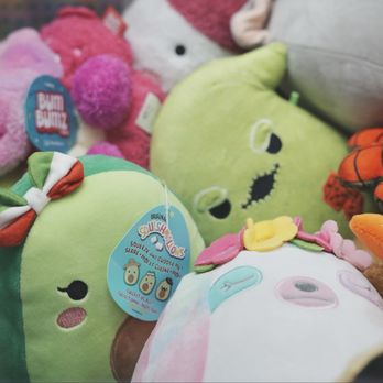Kung Fu Tea - Plushies trapped in the claw machine. - Bubble Tea Near Me - Rancho Cucamonga, California Kung Fu Tea - Plushies trapped in the claw machine. - Bubble Tea Near Me - Rancho Cucamonga, California