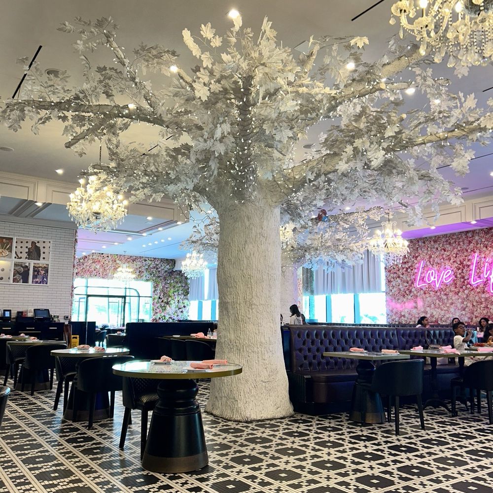 Sugar Factory - Queens - Desserts Near Me - Jamaica, New York