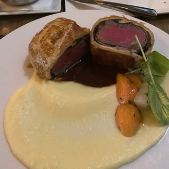Gordon Ramsay Steak - Beef Wellington - Steakhouses Near Me - Elizabeth, Indiana Gordon Ramsay Steak - Beef Wellington - Steakhouses Near Me - Elizabeth, Indiana
