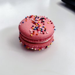Circus animal macarons Circus animal macarons