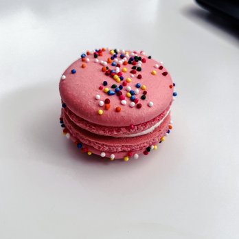 F & Goode Desserts - Circus animal macarons - Desserts Near Me - Covington, Kentucky F & Goode Desserts - Circus animal macarons - Desserts Near Me - Covington, Kentucky