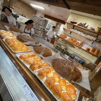 Au Kouing-Amann - Kouing Amann (Top) ; Cheese/Plain/Almond/Chocolate Croissants (Bottom) - Bakeries Near Me - Montreal, Quebec