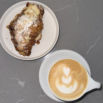 Soloway Coffee - Almond croissant and cappuccino - Coffee & Tea Near Me - Chicago, Illinois