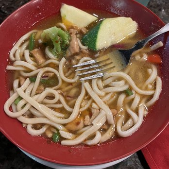 Shanghai On Elm - Ja Ja Spicy Chicken Noodle - Asian Fusion Near Me - Cincinnati, Ohio Shanghai On Elm - Ja Ja Spicy Chicken Noodle - Asian Fusion Near Me - Cincinnati, Ohio