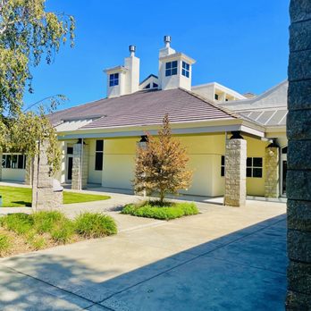 Pleasanton Senior Center - Senior Centers Near Me - Pleasanton, California