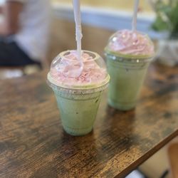 Das Kaffee Haus - Iced strawberry match that was highly recommended by Gianna. So good!
