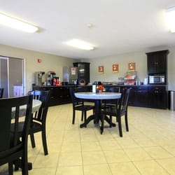 Americas Best Value Inn Hazard - Breakfast Area