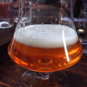 La Bijouterie - Bière aux saveurs agrume - French Near Me - Lyon, 69 La Bijouterie - Bière aux saveurs agrume - French Near Me - Lyon, 69