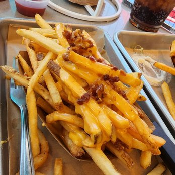 Big Buns - Burgers Near Me - Fairfax, Virginia Big Buns - Burgers Near Me - Fairfax, Virginia