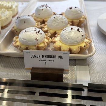 Hani's Bakery - Lemon meringue pie - Bakeries Near Me - New York, New York Hani's Bakery - Lemon meringue pie - Bakeries Near Me - New York, New York