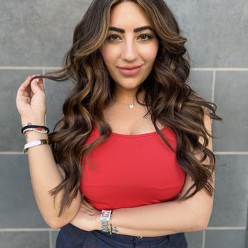 Tease Salon - Face Frame Highlight and Haircut by Chris (IG: @Chris_DoesMyHair) - Hair Salons Near Me - Fort Lauderdale, Florida Tease Salon - Face Frame Highlight and Haircut by Chris (IG: @Chris_DoesMyHair) - Hair Salons Near Me - Fort Lauderdale, Florida