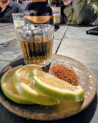 Los Amantes Mezcalería by null