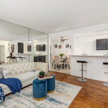 Royal Staging - Staged Living room and kitchen - Home Staging Near Me - Hayward, California Royal Staging - Staged Living room and kitchen - Home Staging Near Me - Hayward, California