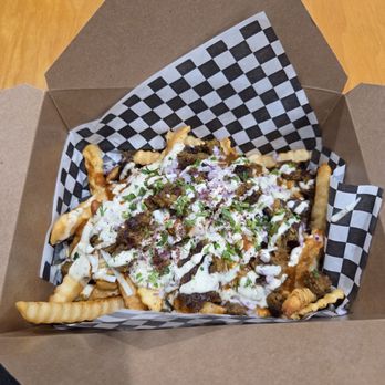 BeeWali's Vegan AF - Loaded Curry Fries with kabob - Vegan Near Me - Los Angeles, California