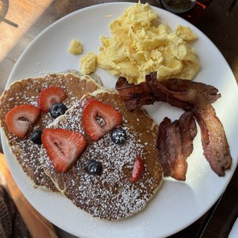 The Waterfront Grill & Cafe - Kid's Pankcakes Breakfast - American Near Me - Pittsburg, California