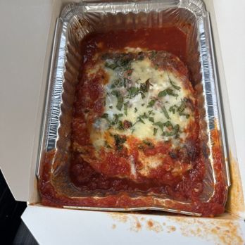Guichos Eatery - Lasagna with Sausage - Italian Near Me - San Clemente, California Guichos Eatery - Lasagna with Sausage - Italian Near Me - San Clemente, California