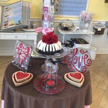 Nothing Bundt Cakes - Valentines Day gifts - Bakeries Near Me - Concord, North Carolina
