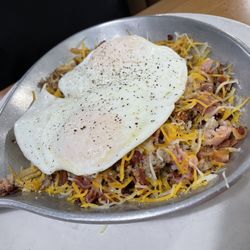 Sunview Cafe - Meat lovers skillet