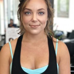 Natural makeup