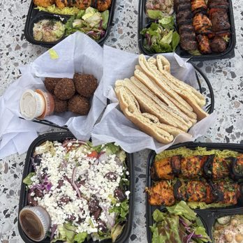 Sinya Mediterranean Grill - Mediterranean Near Me - Chicago, Illinois Sinya Mediterranean Grill - Mediterranean Near Me - Chicago, Illinois
