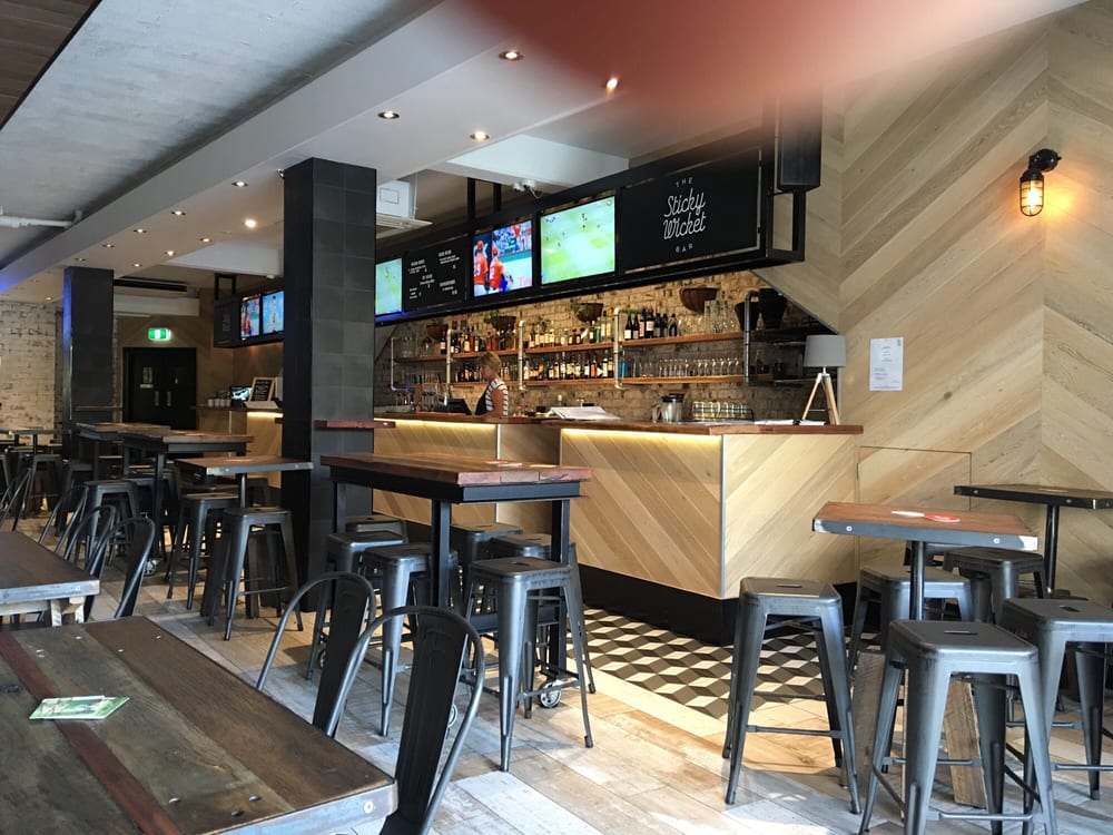 THE STICKY WICKET BAR Updated September 2024 10 Photos & 10 Reviews