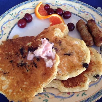 Blue Harbor House - Delicious breakfast every morning - Hotels Near Me - Camden, Maine Blue Harbor House - Delicious breakfast every morning - Hotels Near Me - Camden, Maine