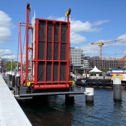 ... die Brücke ...
