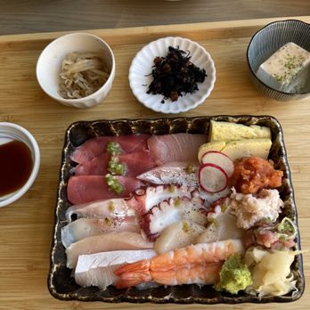Akami Sushi - Chirashi with miso soup - Sushi Bars Near Me - Arcadia, California Akami Sushi - Chirashi with miso soup - Sushi Bars Near Me - Arcadia, California
