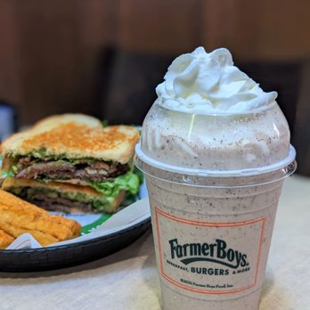 Farmer Boys - a sandwich and a drink on a table - Breakfast & Brunch Near Me - Los Angeles, California Farmer Boys - a sandwich and a drink on a table - Breakfast & Brunch Near Me - Los Angeles, California