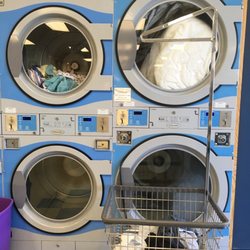 Garden Island Laundromat and Tanning - Drying machines