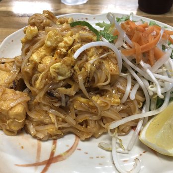 WokShop Kitchen - Tofu pad Thai - Asian Fusion Near Me - Portland, Oregon WokShop Kitchen - Tofu pad Thai - Asian Fusion Near Me - Portland, Oregon