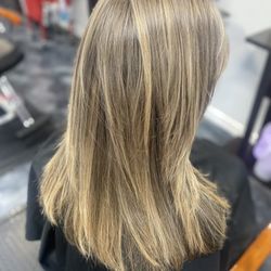 Beauty And The Barber - Long layers