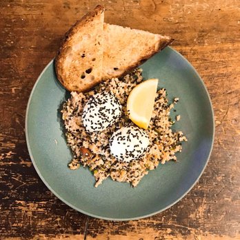 Outpost Espresso - Restaurants Near Me - Collaroy, NSW