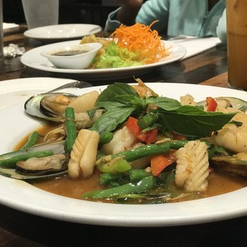 District Thai - Thai Near Me - York, Pennsylvania District Thai - Thai Near Me - York, Pennsylvania