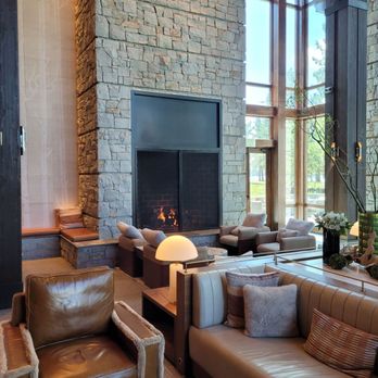 The Bistro Edgewood - Lobby area, outside the restaurant - New American Near Me - Stateline, Nevada The Bistro Edgewood - Lobby area, outside the restaurant - New American Near Me - Stateline, Nevada