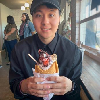 Omg Squee - Desserts Near Me - Austin, Texas