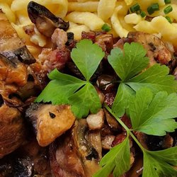 Eule - Schweinelende mit Spätzle