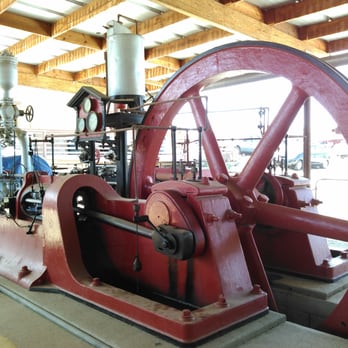 Antique Gas & Steam Engine Museum - Museums Near Me - Vista, California