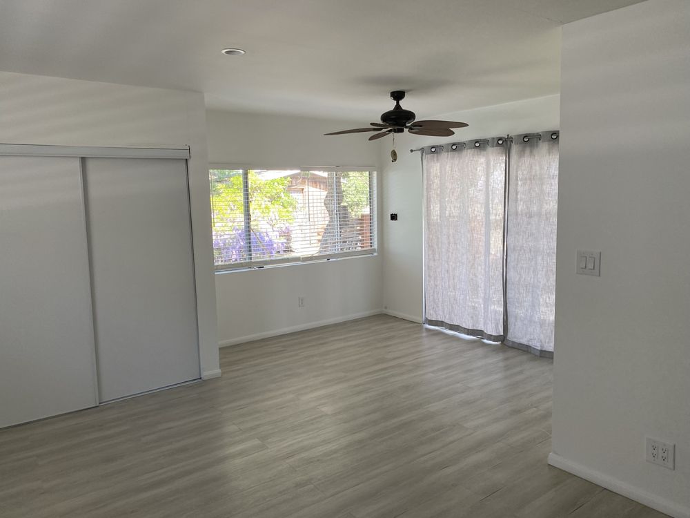 Slide of Saunders Construction Renovation