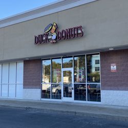 Duck Donuts - Exterior/Outside