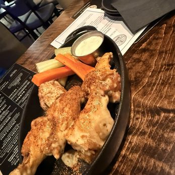 Taffer’s Tavern Orlando - Chicken wings - Wine Bars Near Me - Orlando, Florida Taffer’s Tavern Orlando - Chicken wings - Wine Bars Near Me - Orlando, Florida