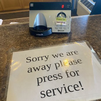 Chisholm Inn & Suites - No one watching the desk - Hotels Near Me - Chisholm, Minnesota Chisholm Inn & Suites - No one watching the desk - Hotels Near Me - Chisholm, Minnesota