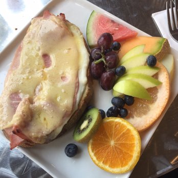 Le fournil Bakery - Croque monseuir - Bakeries Near Me - Canmore, Alberta
