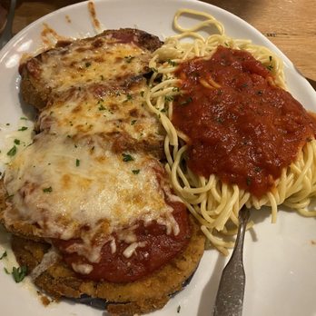 Olive Garden Italian Restaurant - Eggplant Parmigiana - Italian Near Me - Burbank, California Olive Garden Italian Restaurant - Eggplant Parmigiana - Italian Near Me - Burbank, California